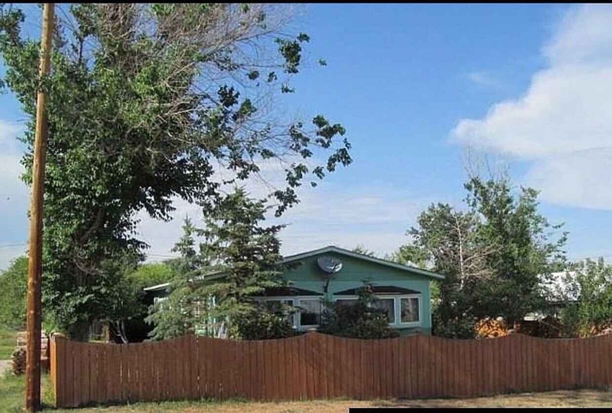 Primary Photo - 303 N 7th St