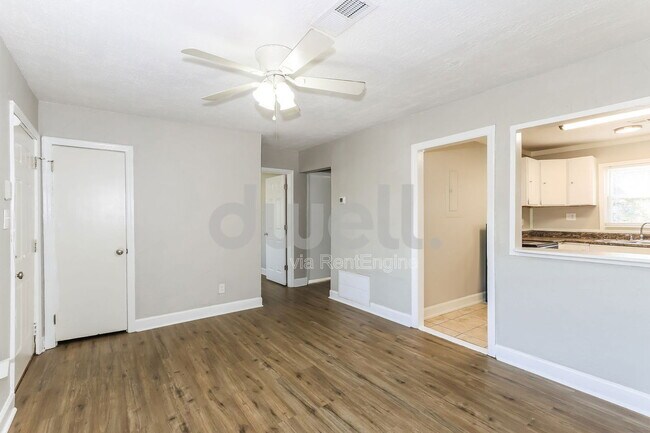 Foto del edificio - 1918 Dabney Dr