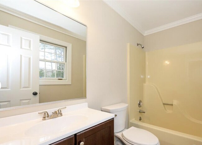 Foto del edificio - 453 Countrywood Pl SE
