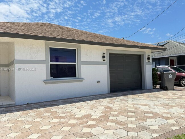 Foto del edificio - 123 1st St