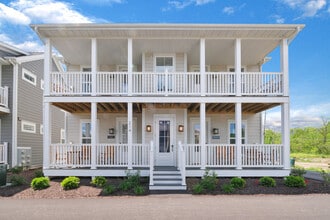 Building Photo - 214 Great Loop E Dr