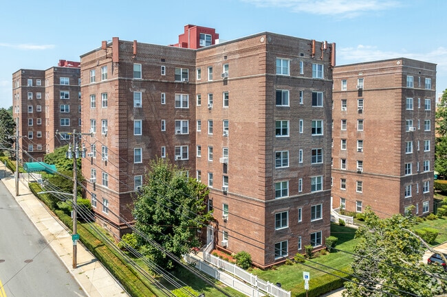 The Surrey Strathmore - Abbey/Berkley/Croydon