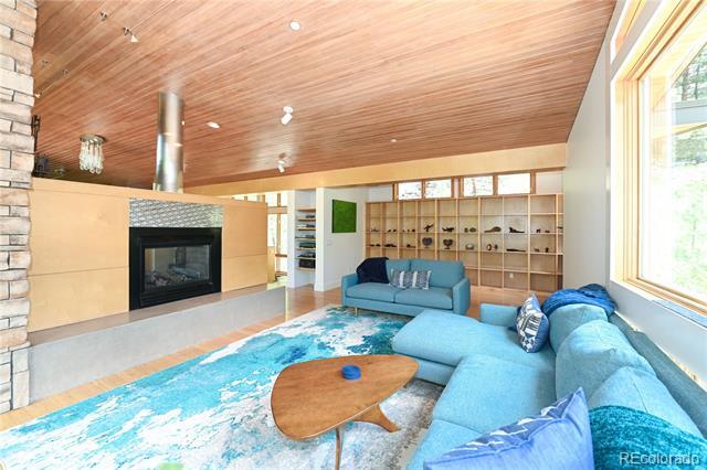 Foto del edificio - 1127 Valley Ln