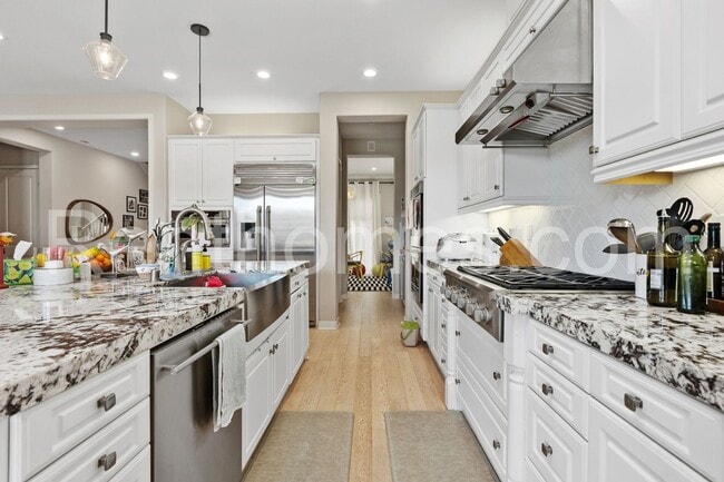 Foto del edificio - 6705 Elegante Wy