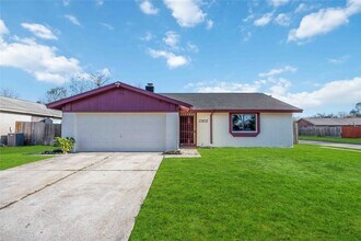 Building Photo - 2302 Green Knoll Dr