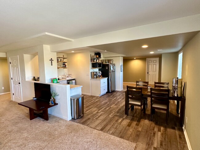 Building Photo - 6016 S Telluride Cir