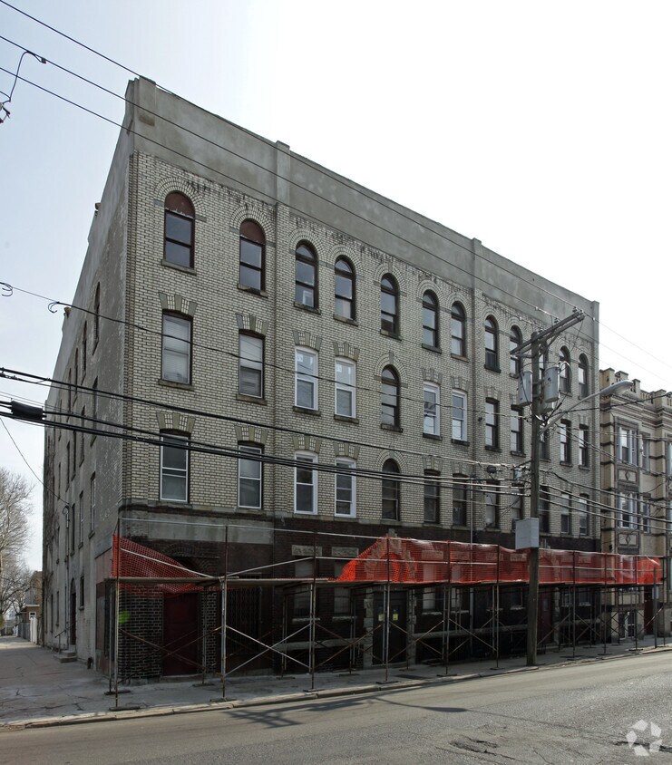Foto del edificio - 330-334 Baldwin Ave