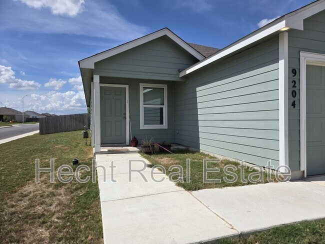 Building Photo - 9204 James Bowie