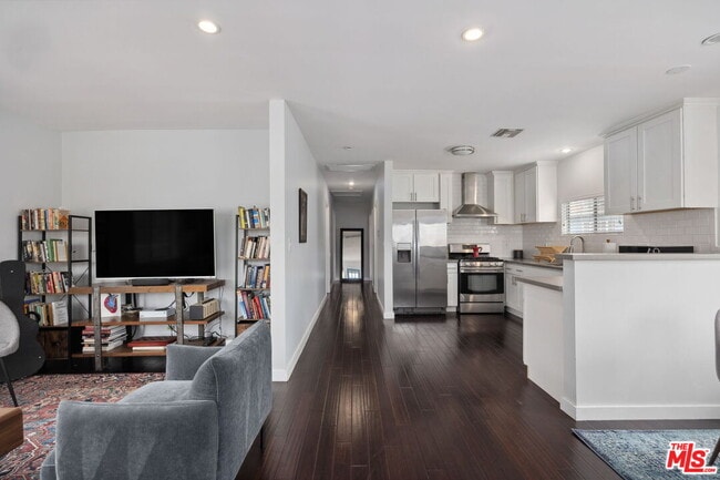 Foto del edificio - 3836 Seneca Ave