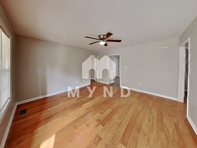 Foto del edificio - 1045 Amber Acres Ln