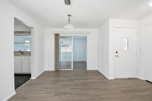 Building Photo - 189 Deltona Blvd