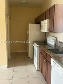 Building Photo - 9572 SW 169th Pl