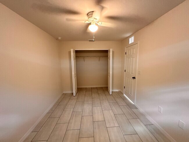 Foto del edificio - 1451 SE 10th Terrace