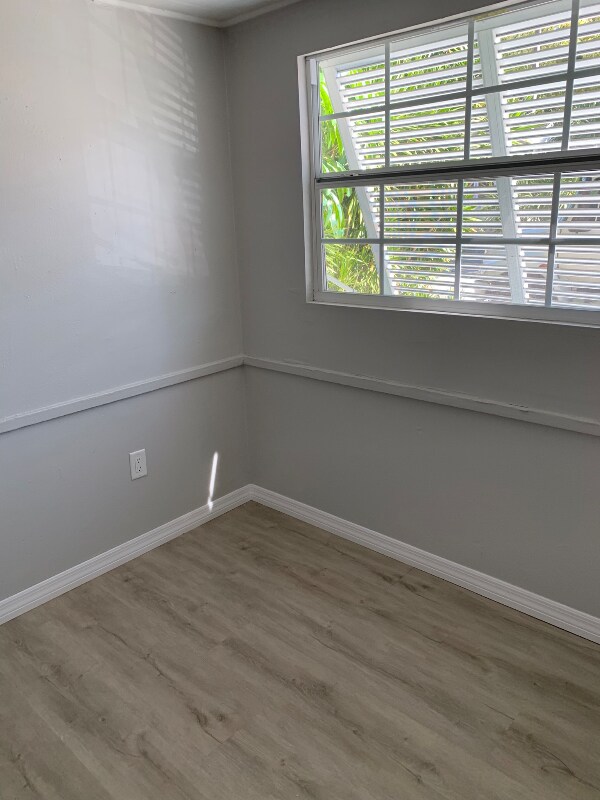 Foto del edificio - 1116 17th St W