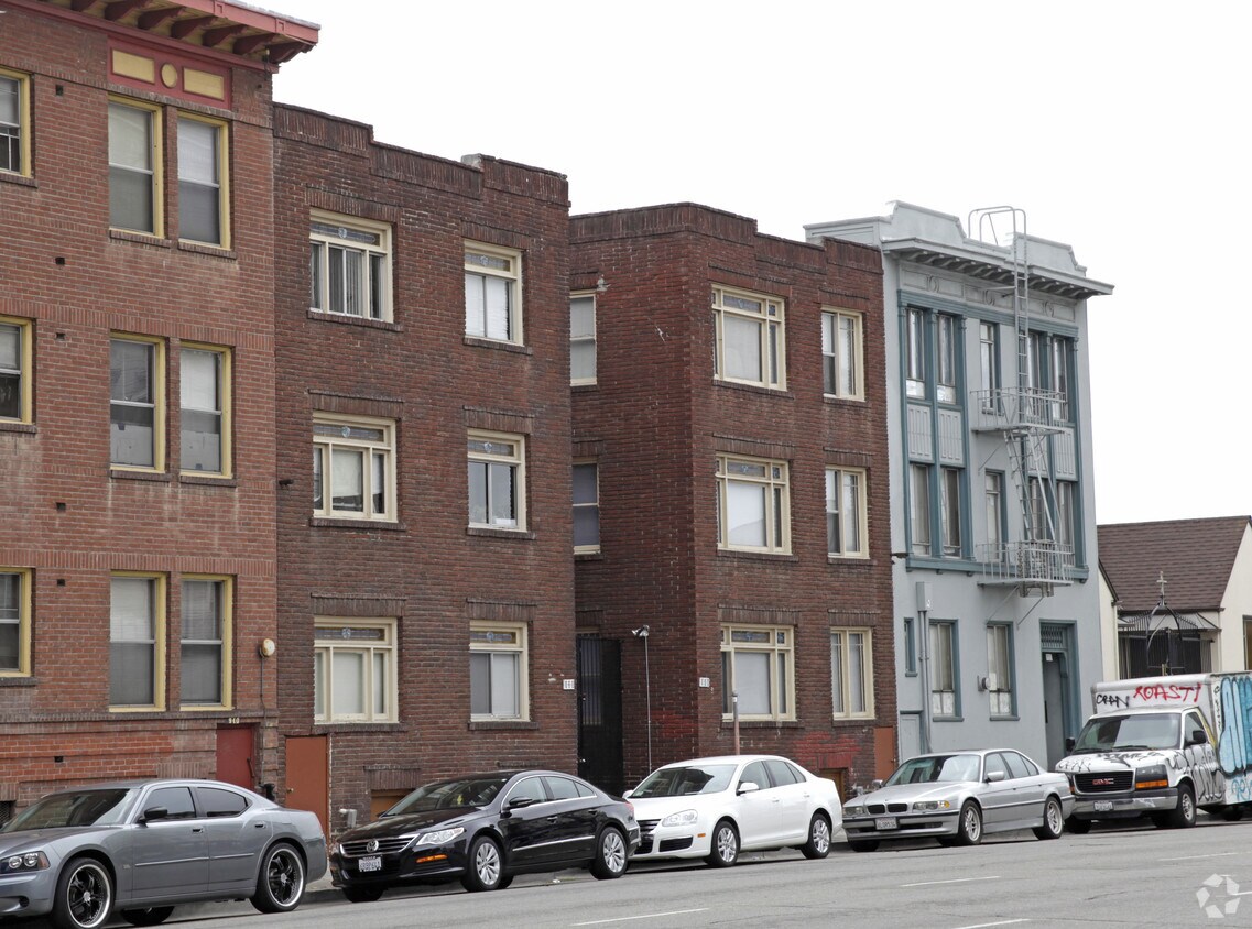 Foto principal - 918-920 Oak St