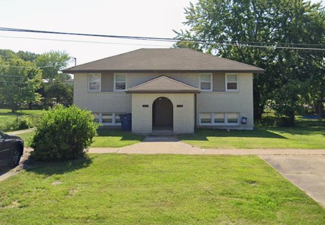 Foto del edificio - 481 Perrey Dr