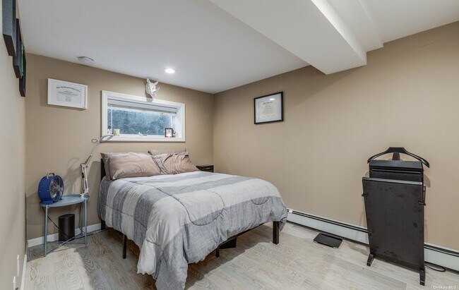 Foto del edificio - 6 Cedar Crest Pl