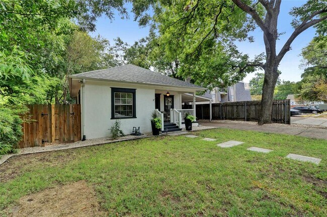 Building Photo - 4507 Avenue D