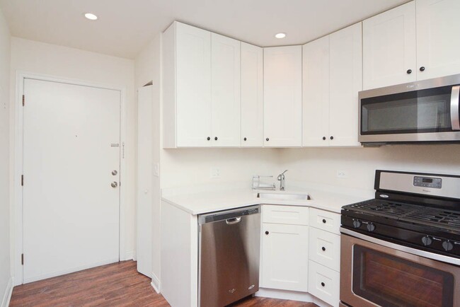Foto del edificio - 3940 N Pulaski Rd