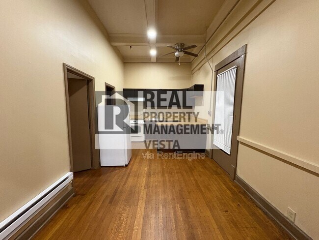 Foto del edificio - 420 College St