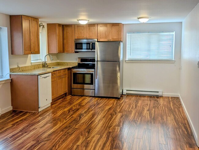 Foto del edificio - Spacious Rambler Townhome with Bonus room