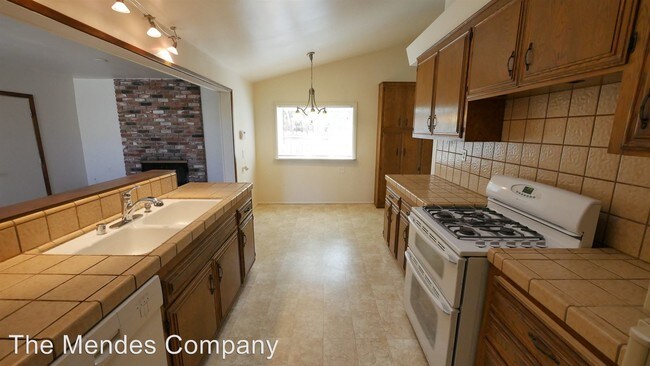 Foto del edificio - 4 br, 2 bath House - 5388 Redding Rd