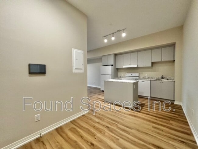 Building Photo - 50 Herrick Ave