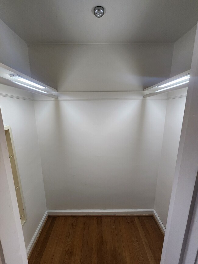 Foto del edificio - 3229 NE 7th Ave