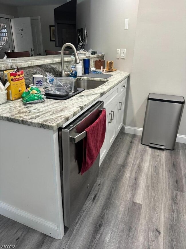 Building Photo - 88 Boulevard