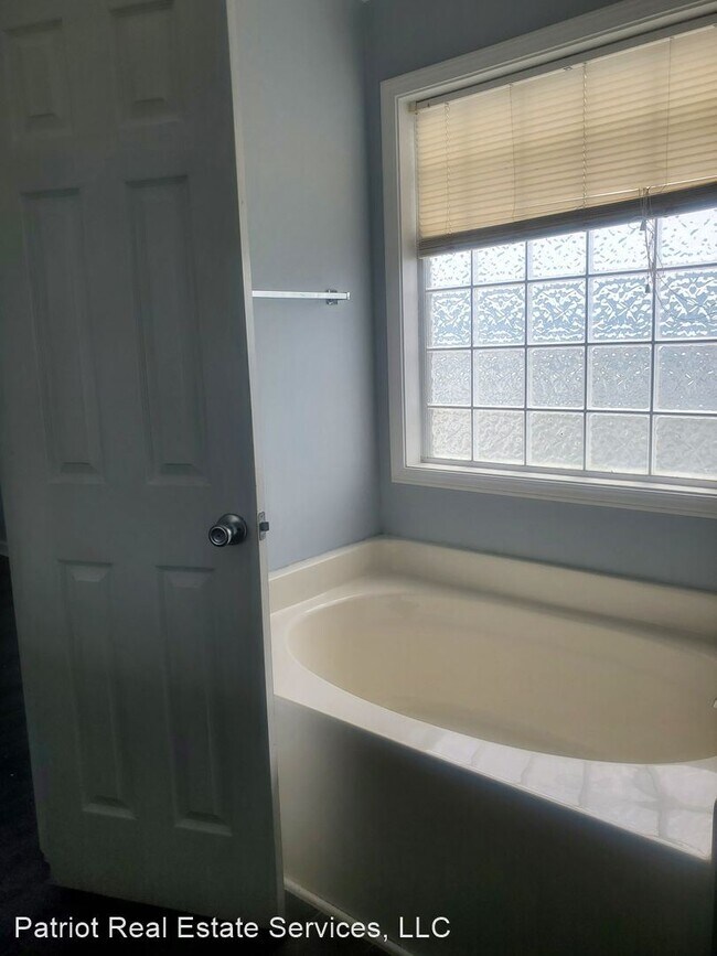 Foto del edificio - 4 br, 2 bath House - 417 Lewis Clark Drive