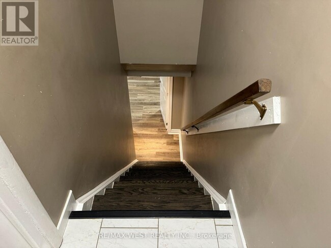Building Photo - 28 Langstone Crescent