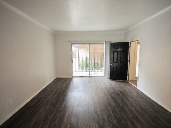 Building Photo - 4203 Gilbert Ave