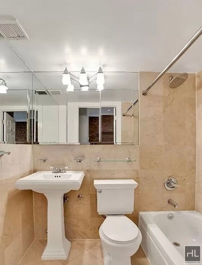 Building Photo - E 13TH ST.