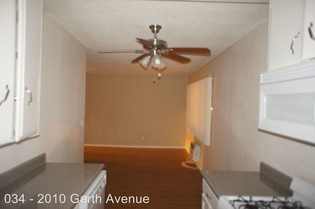 Foto del interior - 2010 S Garth Ave