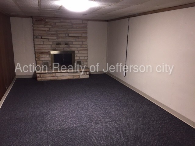 Foto del edificio - 5210 Old Lohman Rd