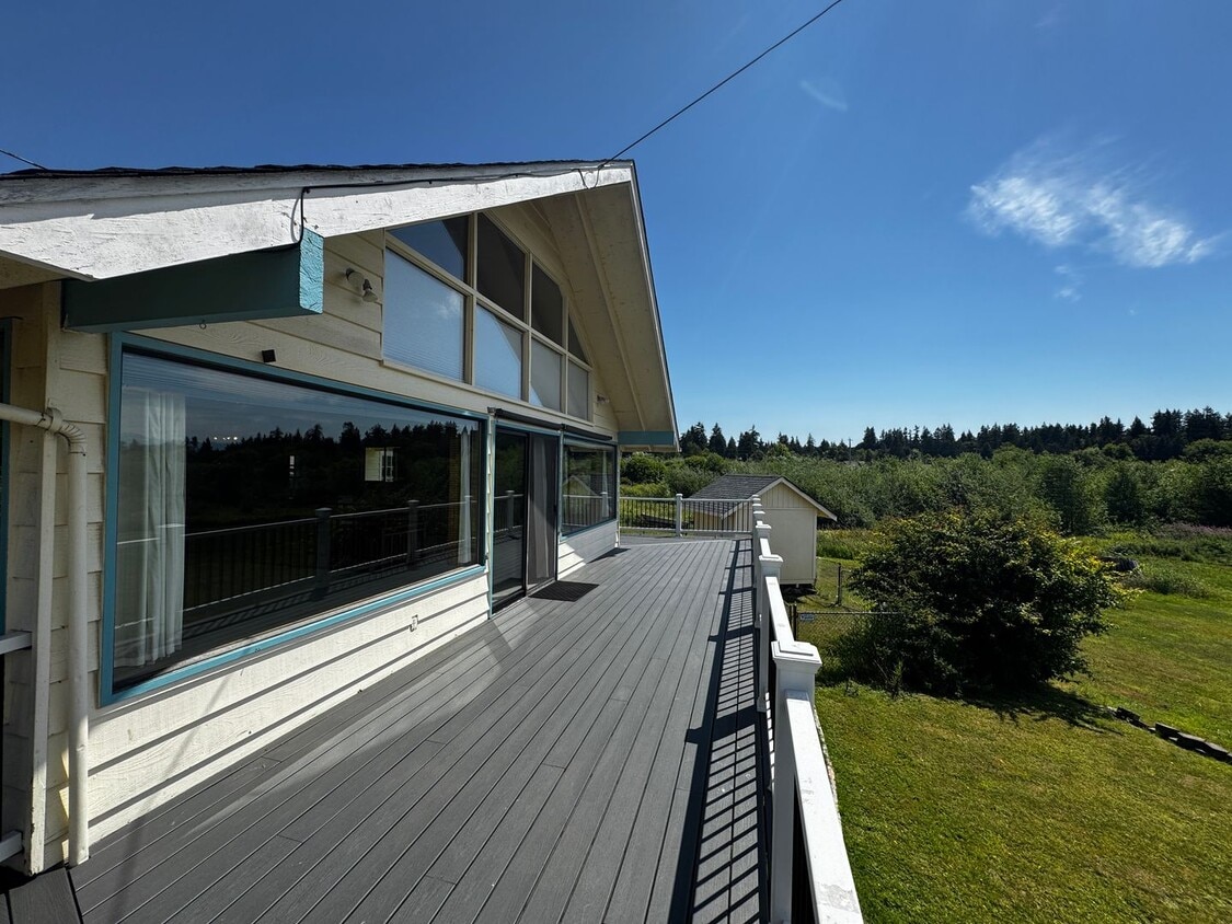 Primary Photo - Hansville Home with Water Views