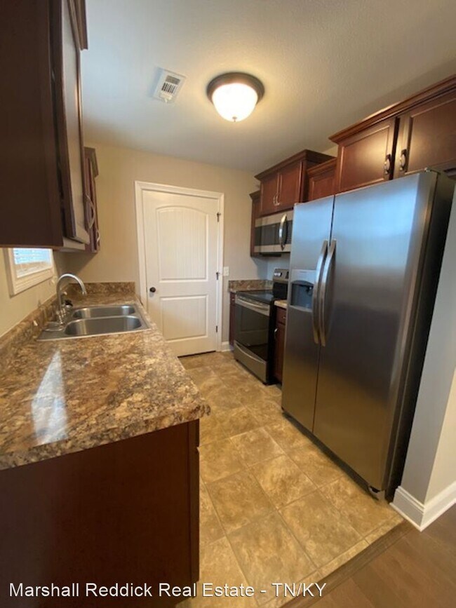 Building Photo - 3 br, 2 bath House - 739 Inver Lane