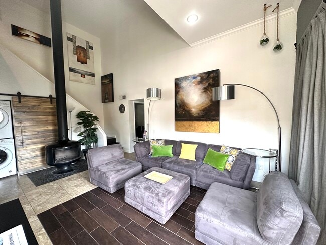 Building Photo - 3500 N HAYDEN Rd