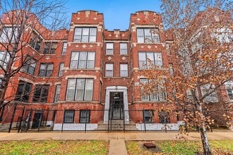 Building Photo - 4851 S Prairie Ave