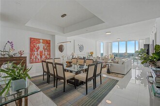 Building Photo - 2627 S Bayshore Dr