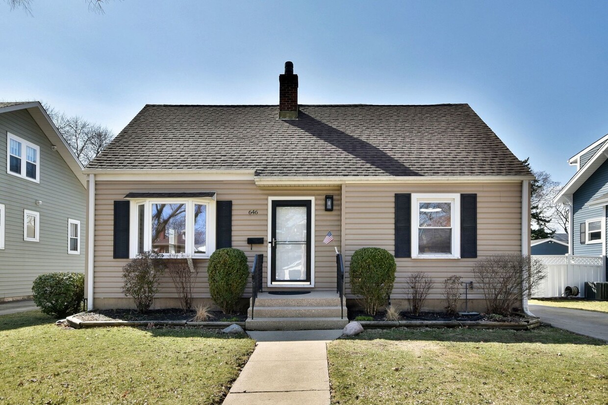 Foto principal - 646 Spring Rd