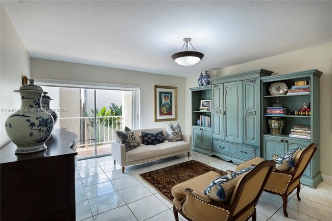 Foto del edificio - 7725 SW 86th St