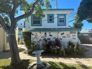 Building Photo - 4249 Bougainvilla Dr