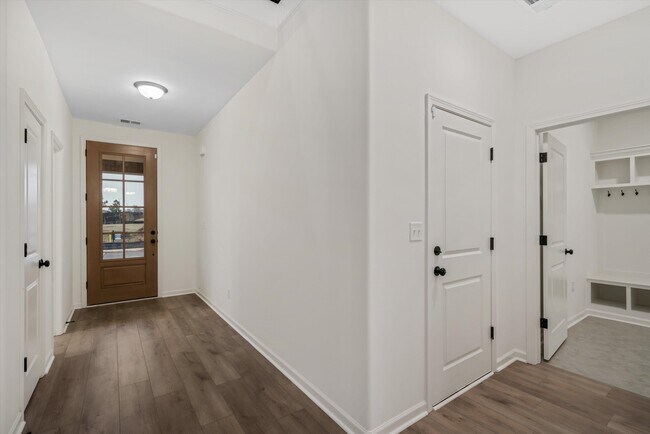 Foto del edificio - 300 Maple St