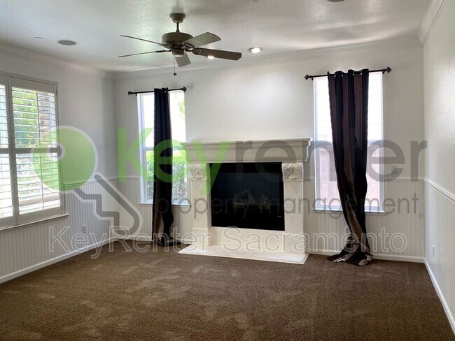 Foto del edificio - 1414 Seymour Cir