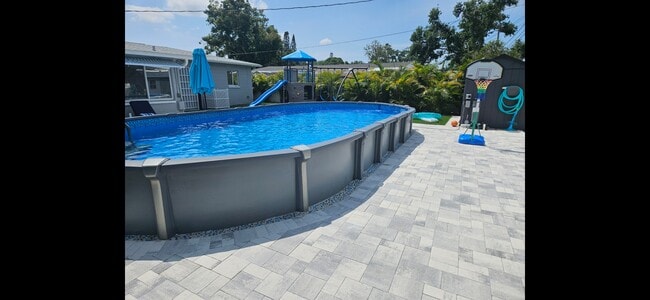 Building Photo - 2530 51st St N