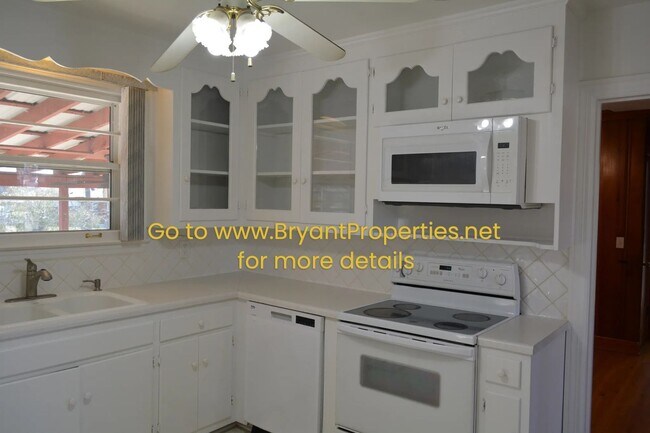 Building Photo - Nashville - 3 Bedroom 2 Bath - Donelson Area