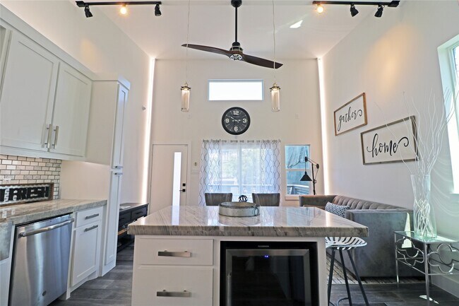 Foto del edificio - 2310 McDuffie St