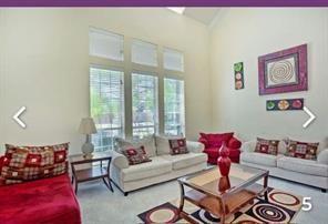 Foto del edificio - 509 Wentworth Ln