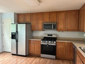 Building Photo - 506 Conservatory Ln